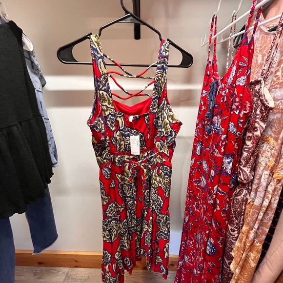 Maurices Red Floral Crisscross Back Mini Dress - Picture 7 of 12